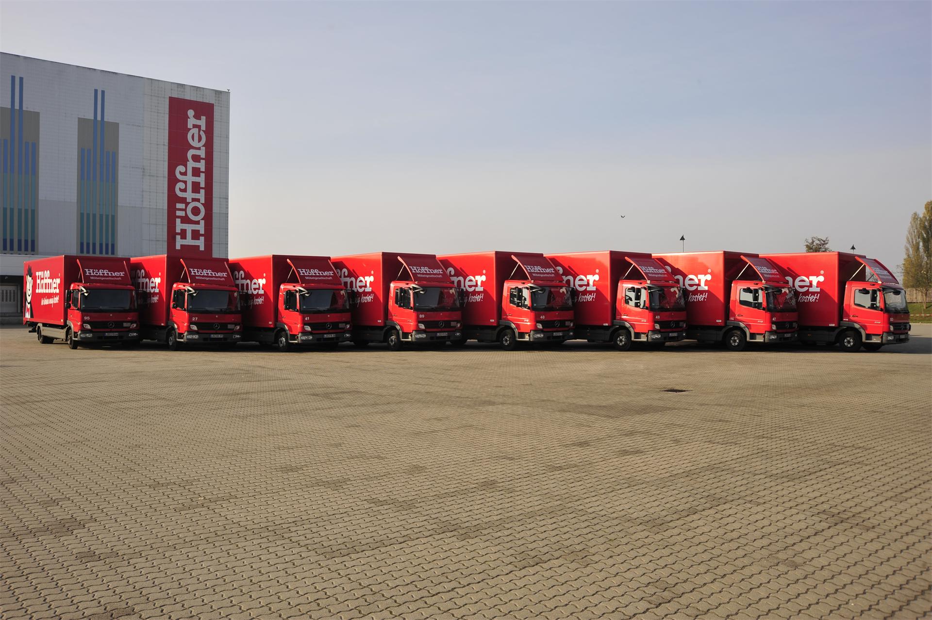 Transport und Montage bei Translogistik — Konzeptmotiv